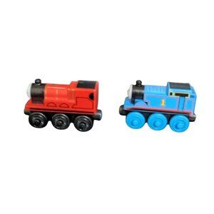 Thomas & Friends Wooden Train James & Thomas 2pc Engine Toys 3" Long Pre-Owned